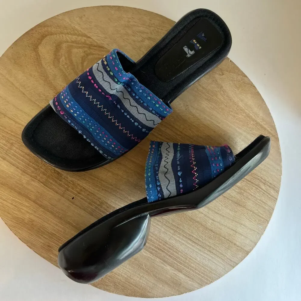 Art Effects Blue Embroidered Square Toe Chunky Slide Sandals Brazil Size 8